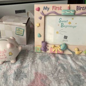Set Russ Berrie & Co. Baby First Piggy Bank & My First Birthday Frame